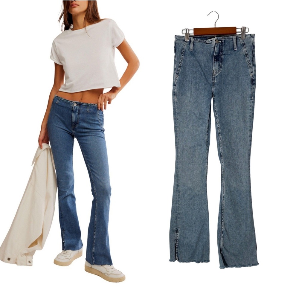 We the Free People Level Up Slim Fit‎ Flare Jeans Light Blue Wash Size 26